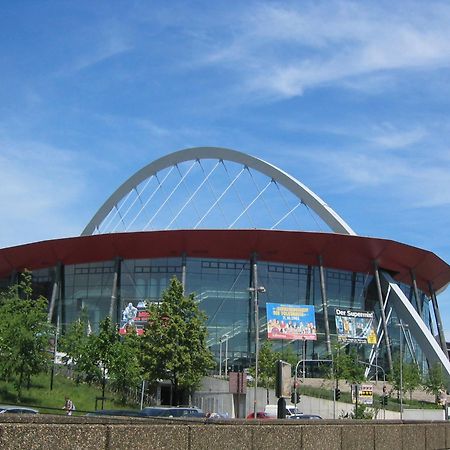 Hotel Roemerhafen Köln Dış mekan fotoğraf