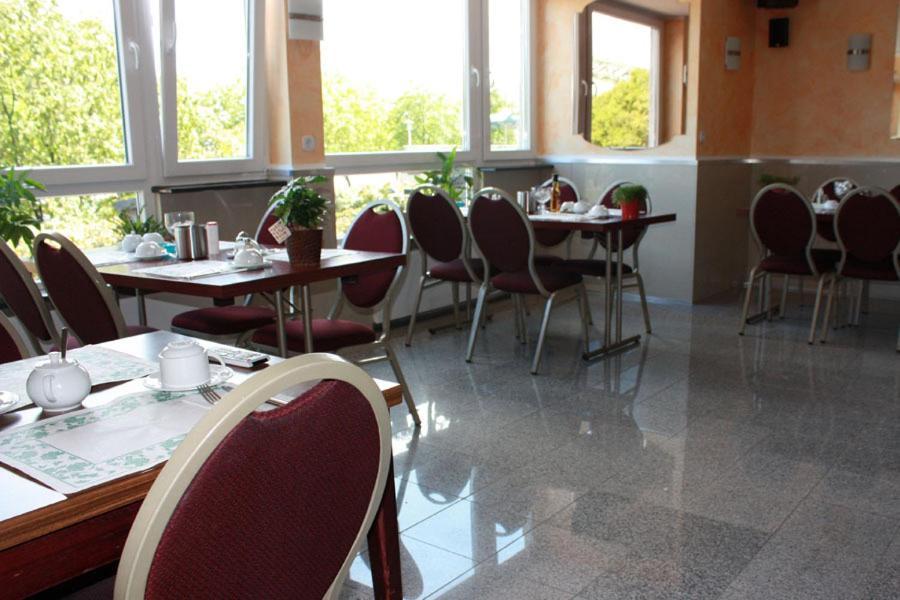 Hotel Roemerhafen Köln Dış mekan fotoğraf