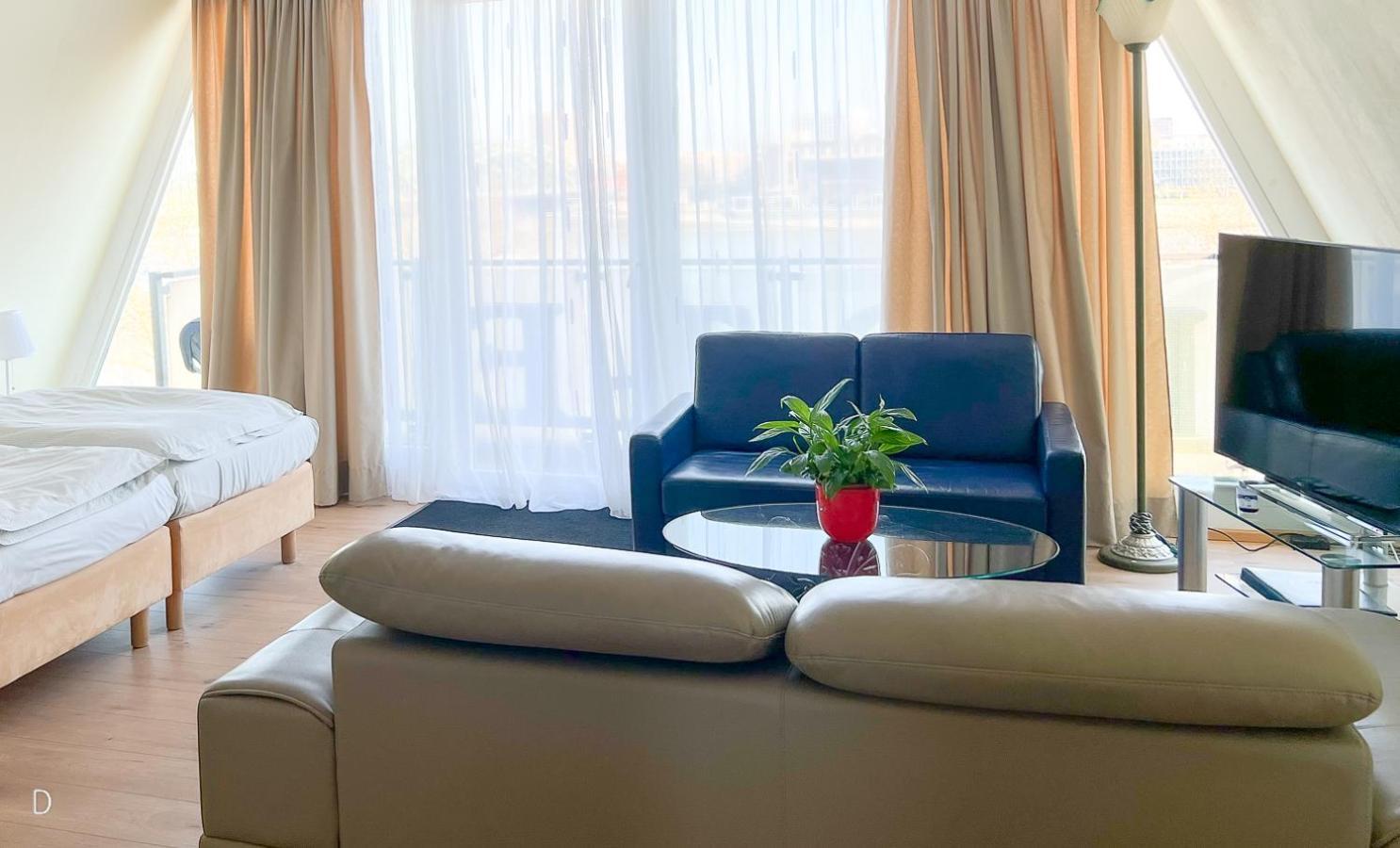 Hotel Roemerhafen Köln Dış mekan fotoğraf